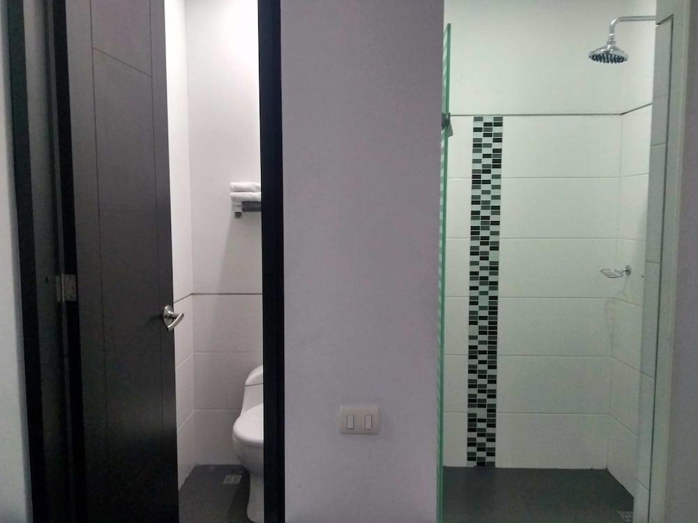 Hotel Merlott 70 Medellín Buitenkant foto