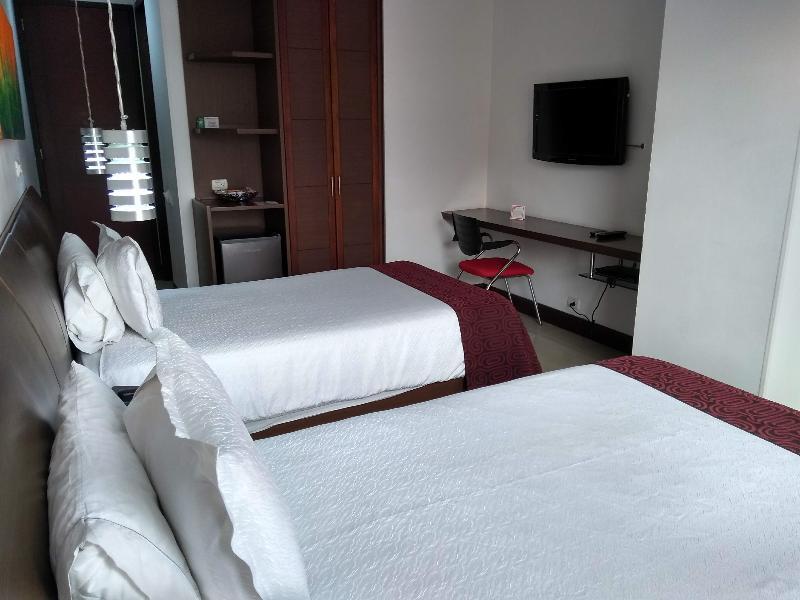 Hotel Merlott 70 Medellín Buitenkant foto